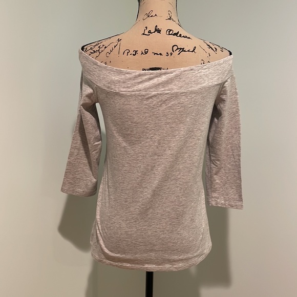 Loft top size small - Picture 3 of 5